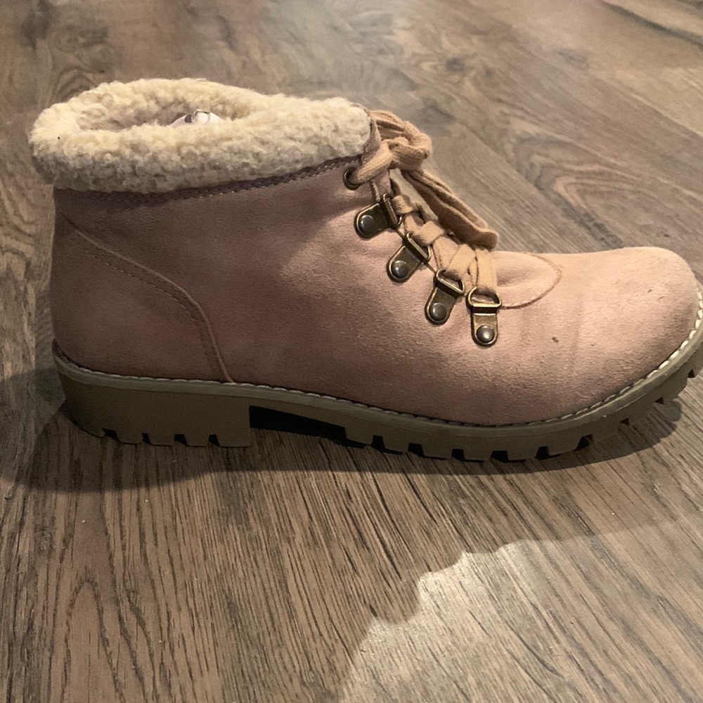 Cliffs by White Mountain Women’s Boots